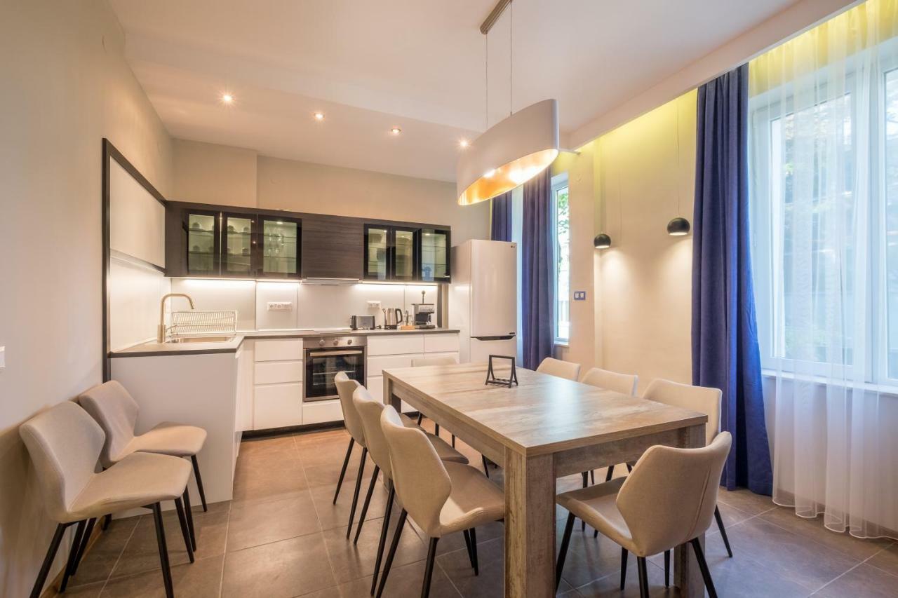 Cozy 3-Bedroom With Stylish Comfort And Chic Decor Sofia Eksteriør bilde