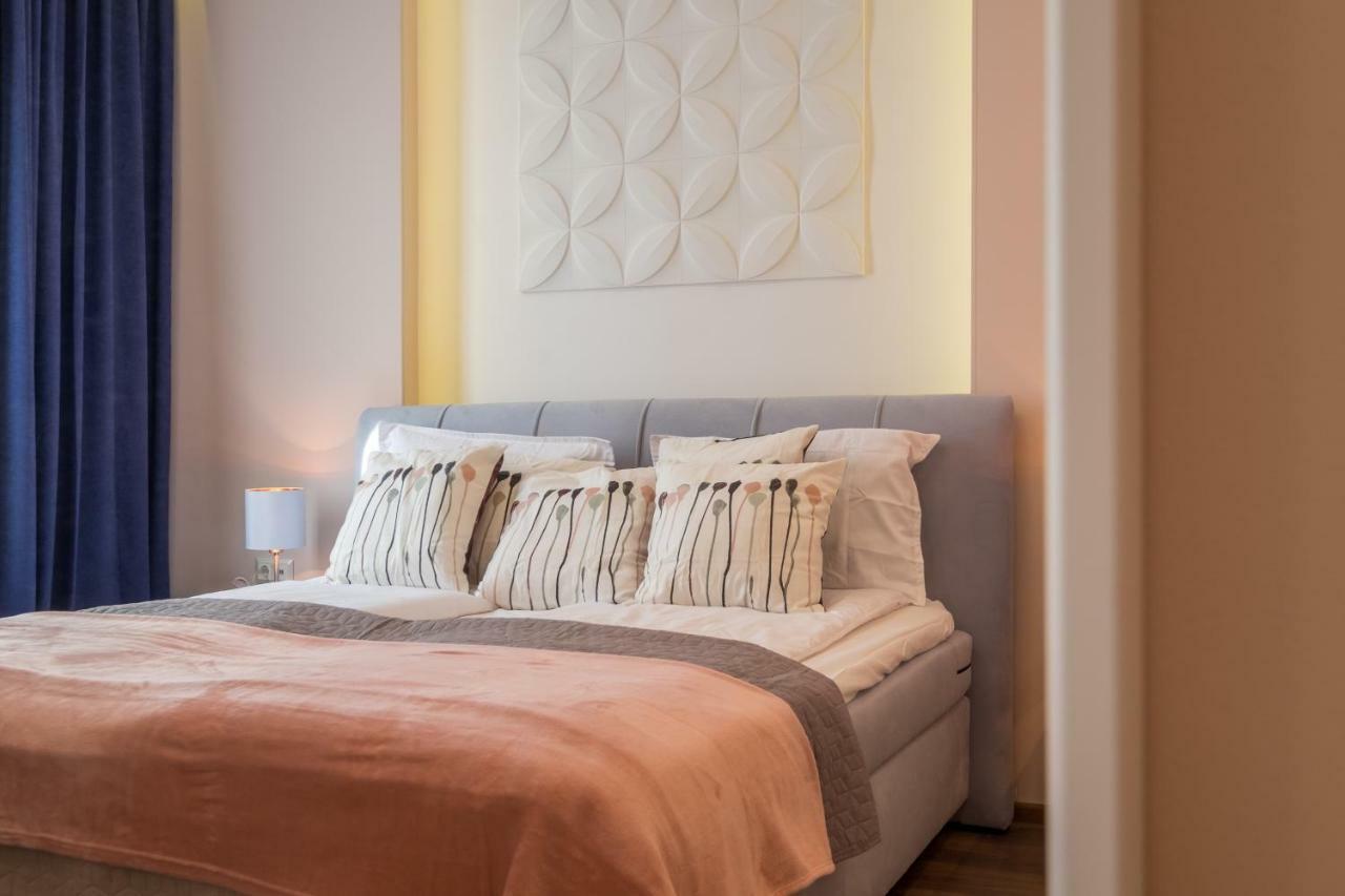 Cozy 3-Bedroom With Stylish Comfort And Chic Decor Sofia Eksteriør bilde